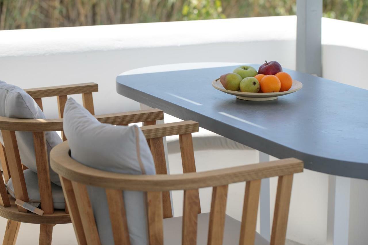 Naxos Infinity Villa And Suites Galanado Exteriör bild